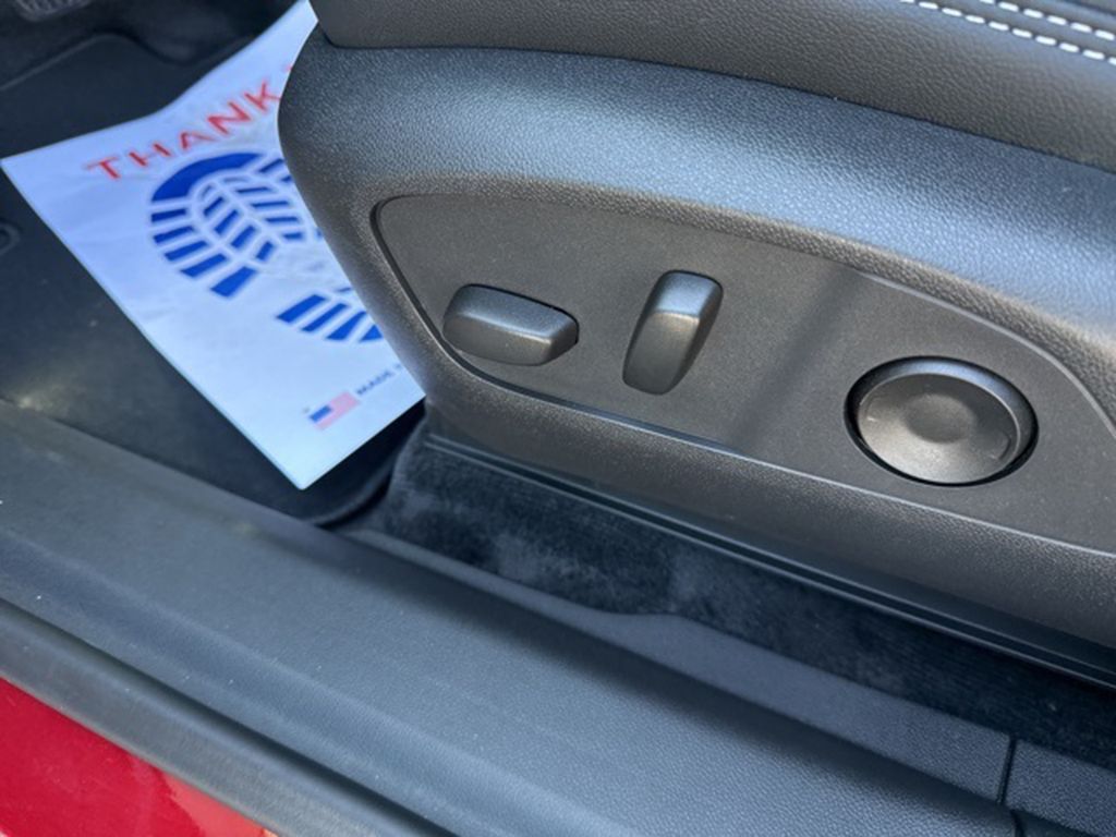 2025 Chevrolet Blazer EV LT - Photo 23