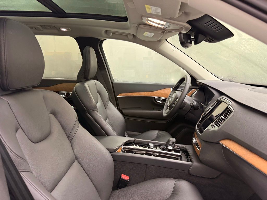 Thumbnail: 2024 Volvo XC90 - 29