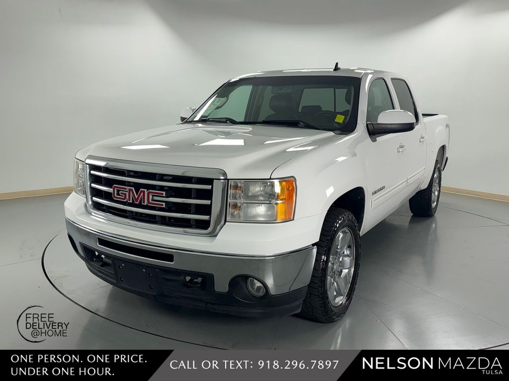 2013 GMC Sierra 4WD Crew Cab SLT SWB's photo
