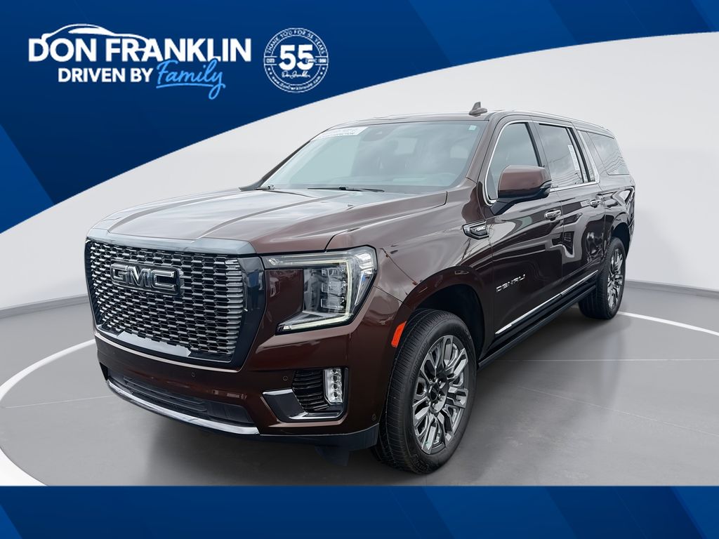 Red 2023 GMC Yukon XL Denali Ultimate 4WD SUV / Crossover Four-Wheel Drive