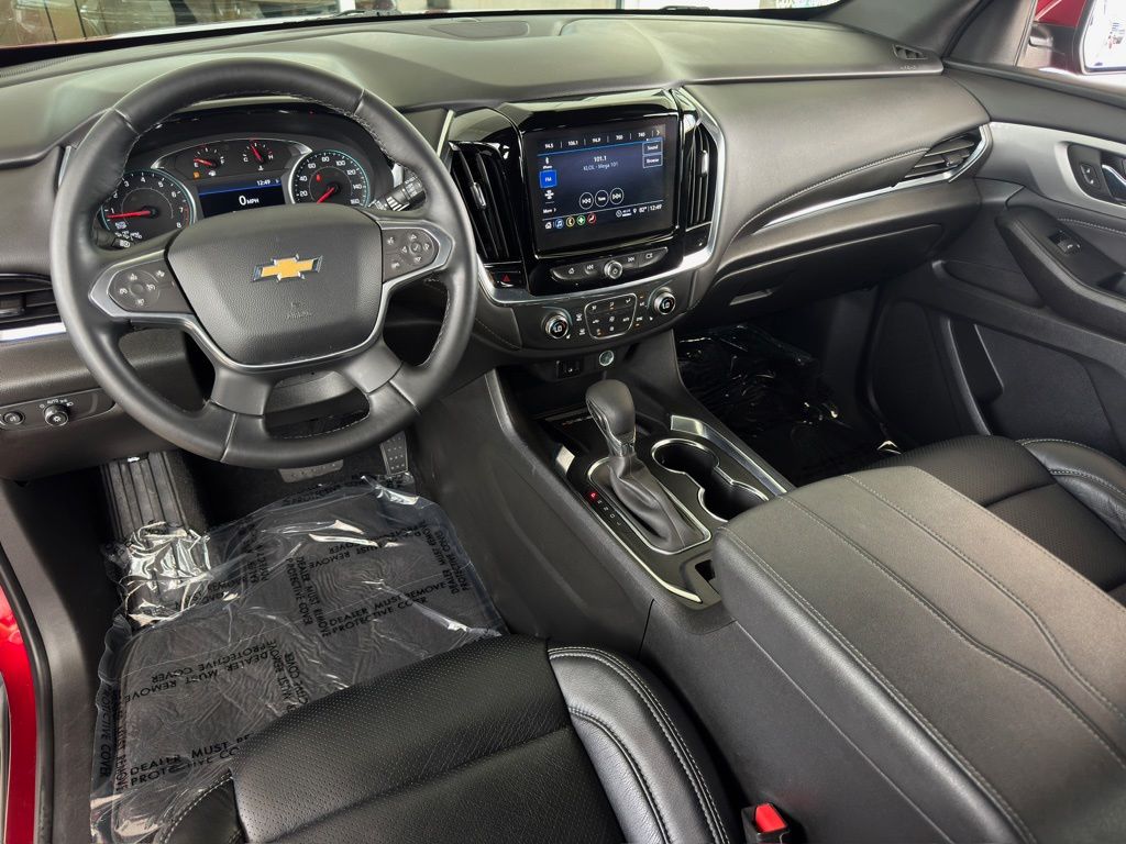 2023 Chevrolet Traverse LT - 1