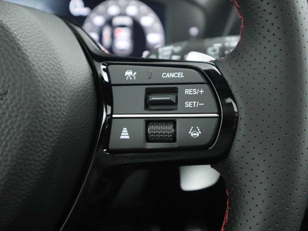 Thumbnail: 2025 Acura ADX - 13