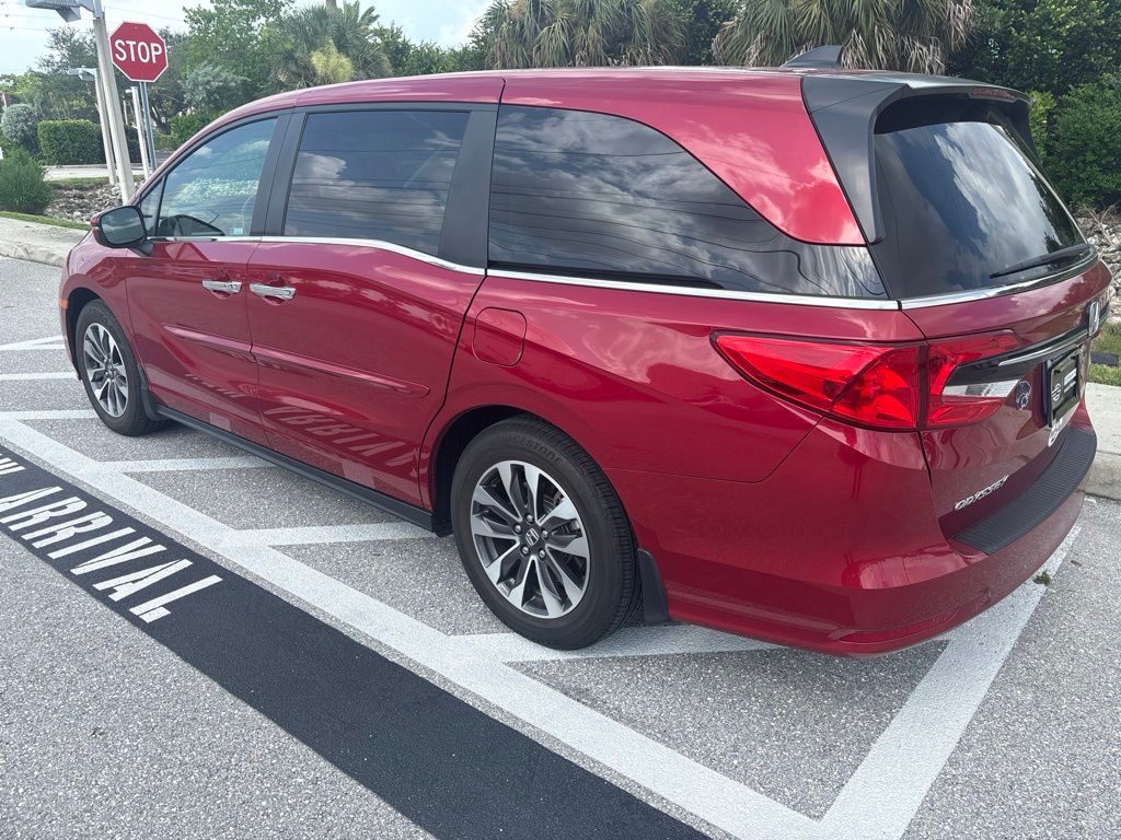 Certified Used 2023 Red Honda EX-L image 3