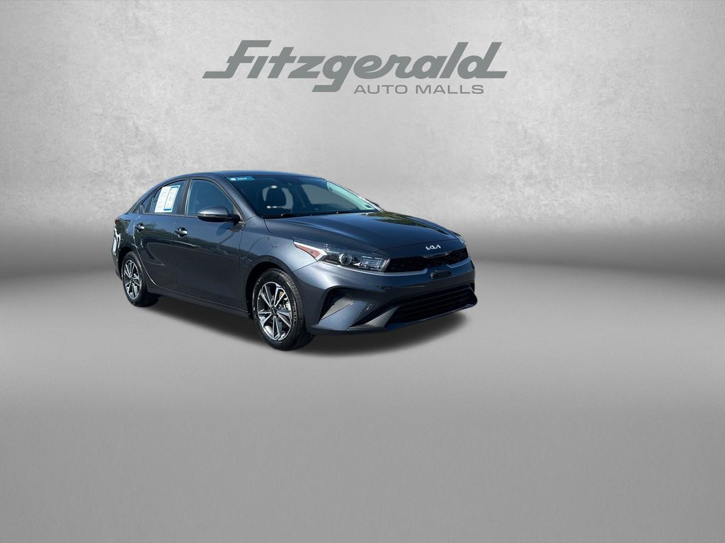 2024 Kia Forte LXS FWD