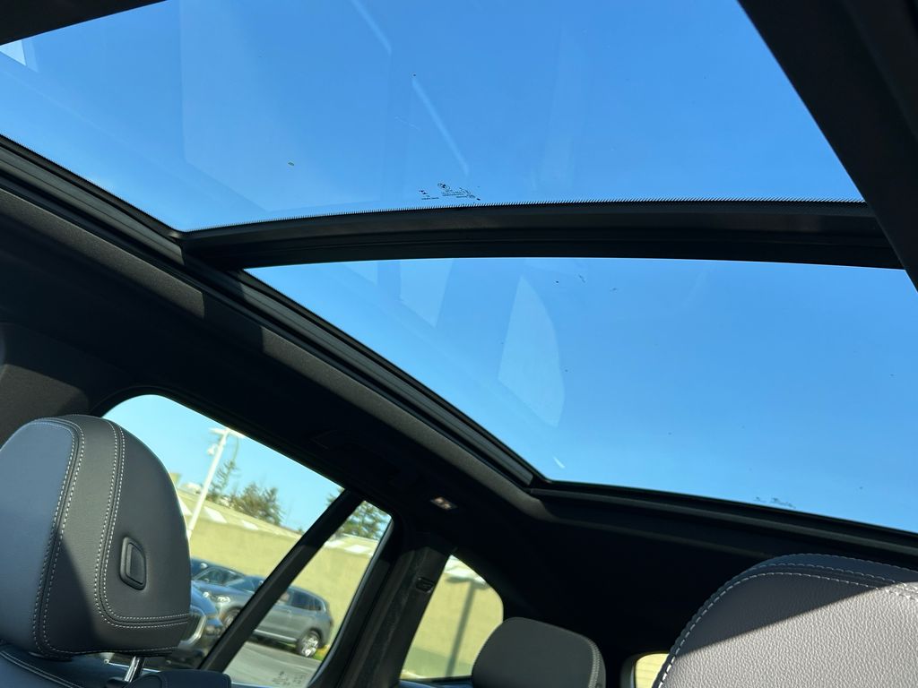 Thumbnail: 2024 BMW X3 - 16