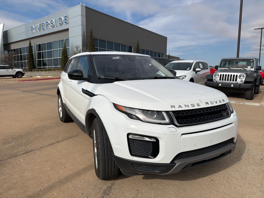 2018 Land Rover Range Rover Evoque SE's photo