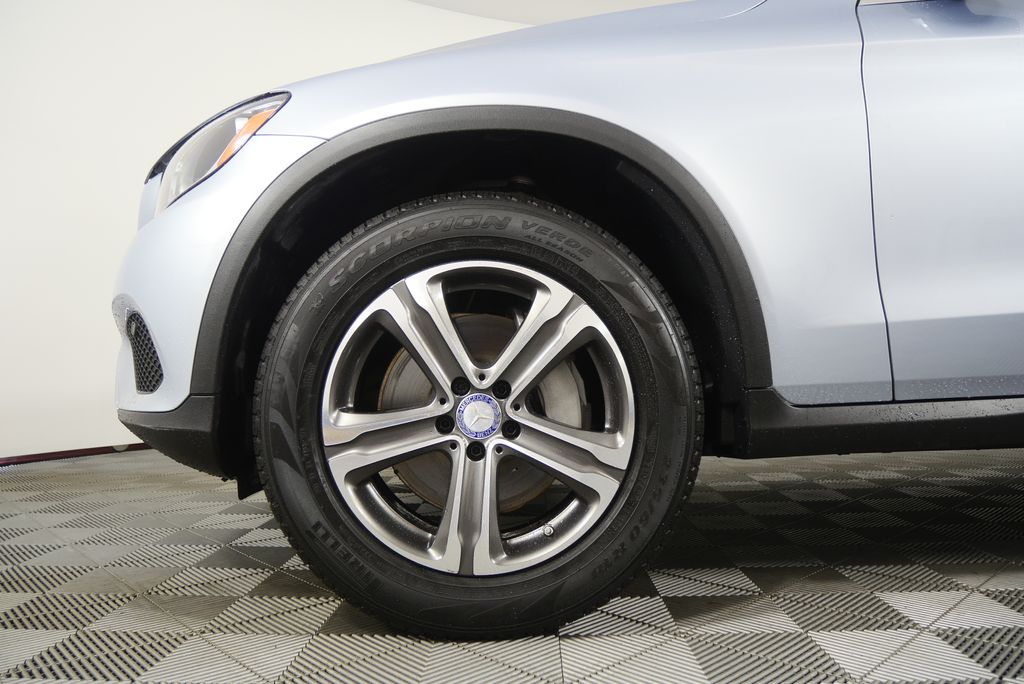 Thumbnail: 2017 Mercedes-Benz GLC - 7