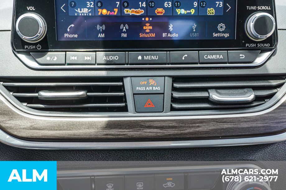 Used 2025 Black Nissan 2.5 SV image 39