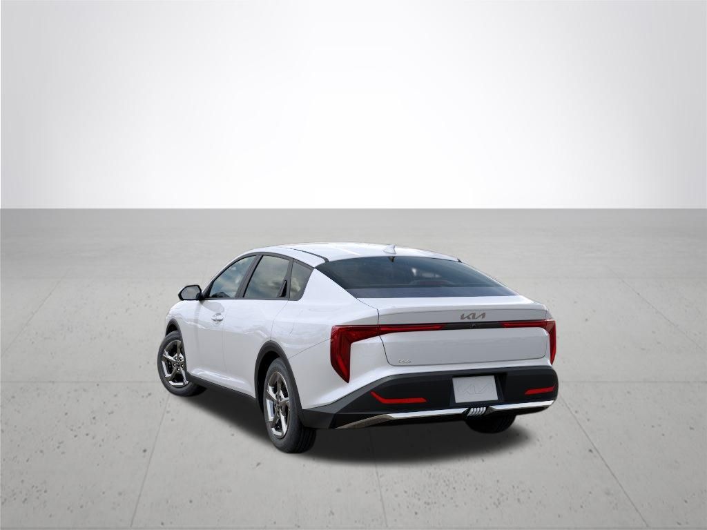 2026 Kia K4 LXS