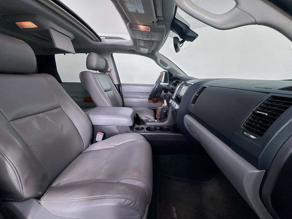 Used Car 2018 Toyota Sequoia  Platinum For Sale Under $35,000 In Austin, Texas