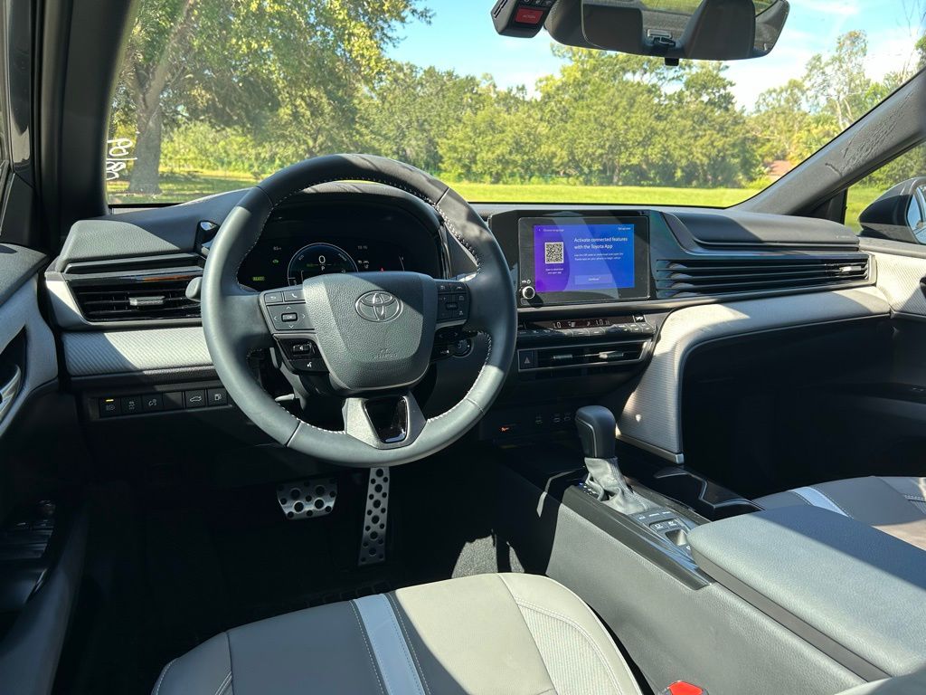 Thumbnail: 2025 Toyota Camry - 12