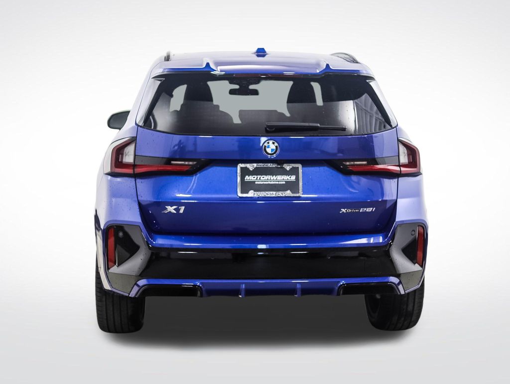 Thumbnail: 2026 BMW X1 - 4