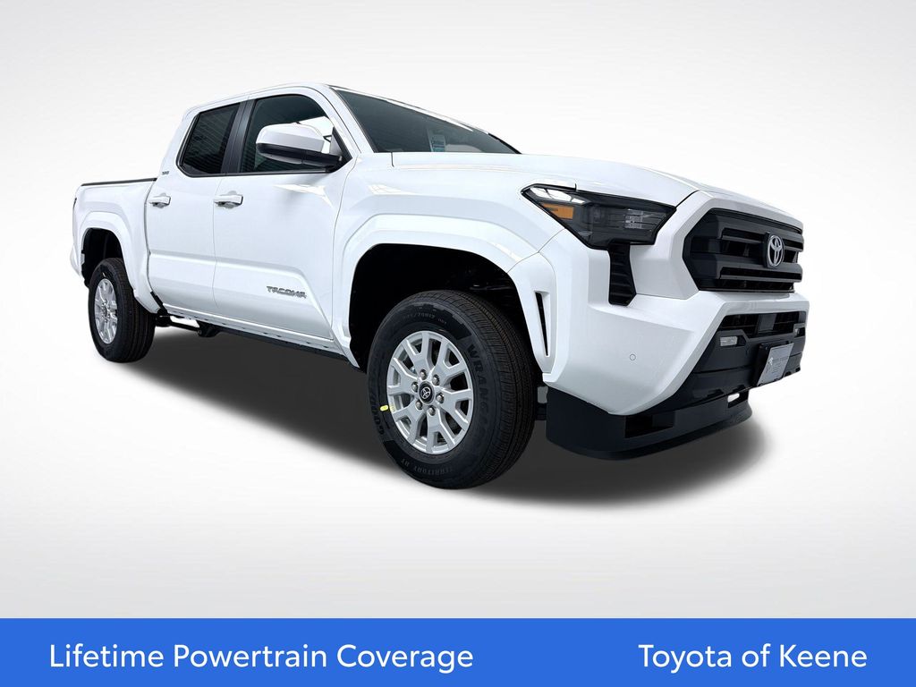 2025 Toyota Tacoma SR5's photo