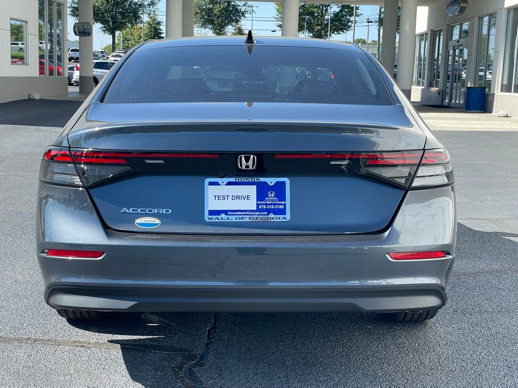 2025 Honda Accord SE 4
