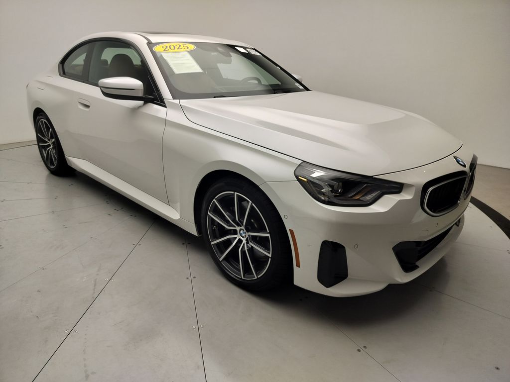 Thumbnail: 2025 BMW 2 Series - 2