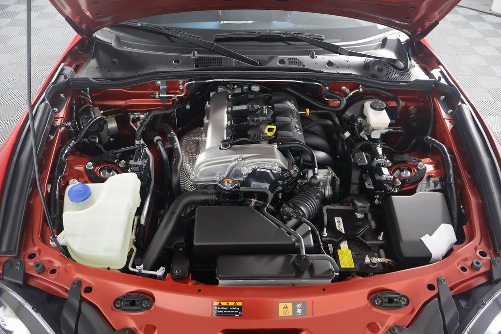 2025 Mazda MX-5 Miata Grand Touring 10