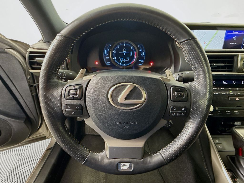 Thumbnail: 2017 Lexus IS - 11