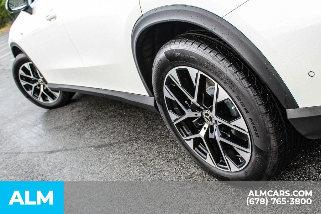 Used 2025 White Mercedes-Benz GLC 350e image 15