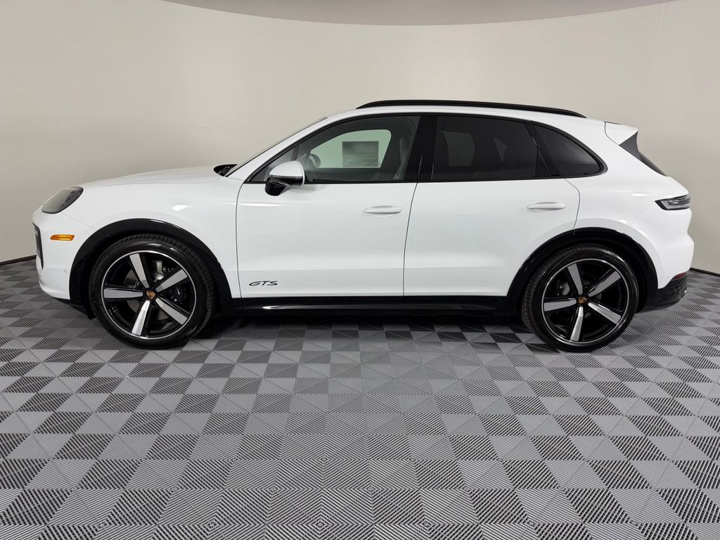 Thumbnail: 2026 Porsche Cayenne - 2