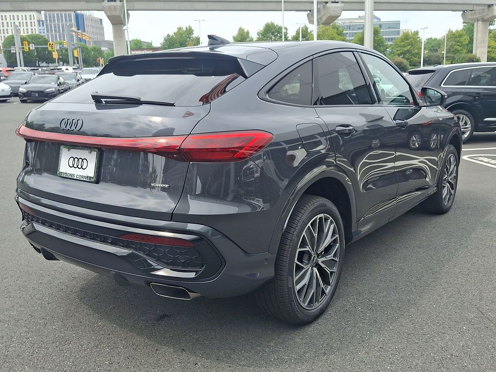 Thumbnail: 2026 Audi Q5 - 3