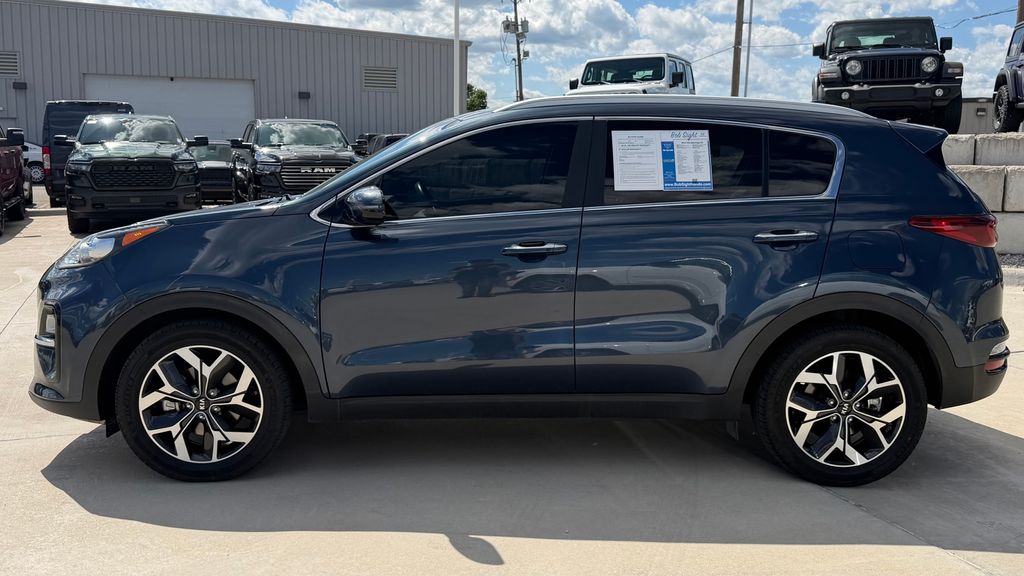 Used 2021 Kia Sportage EX with VIN KNDPN3AC3M7929168 for sale in Kansas City