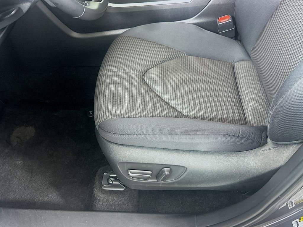 Thumbnail: 2024 Toyota Highlander - 19