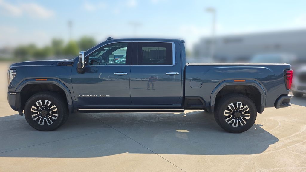 Used 2024 GMC Sierra 2500HD Denali Ultimate with VIN 1GT49XEY4RF238443 for sale in Kansas City