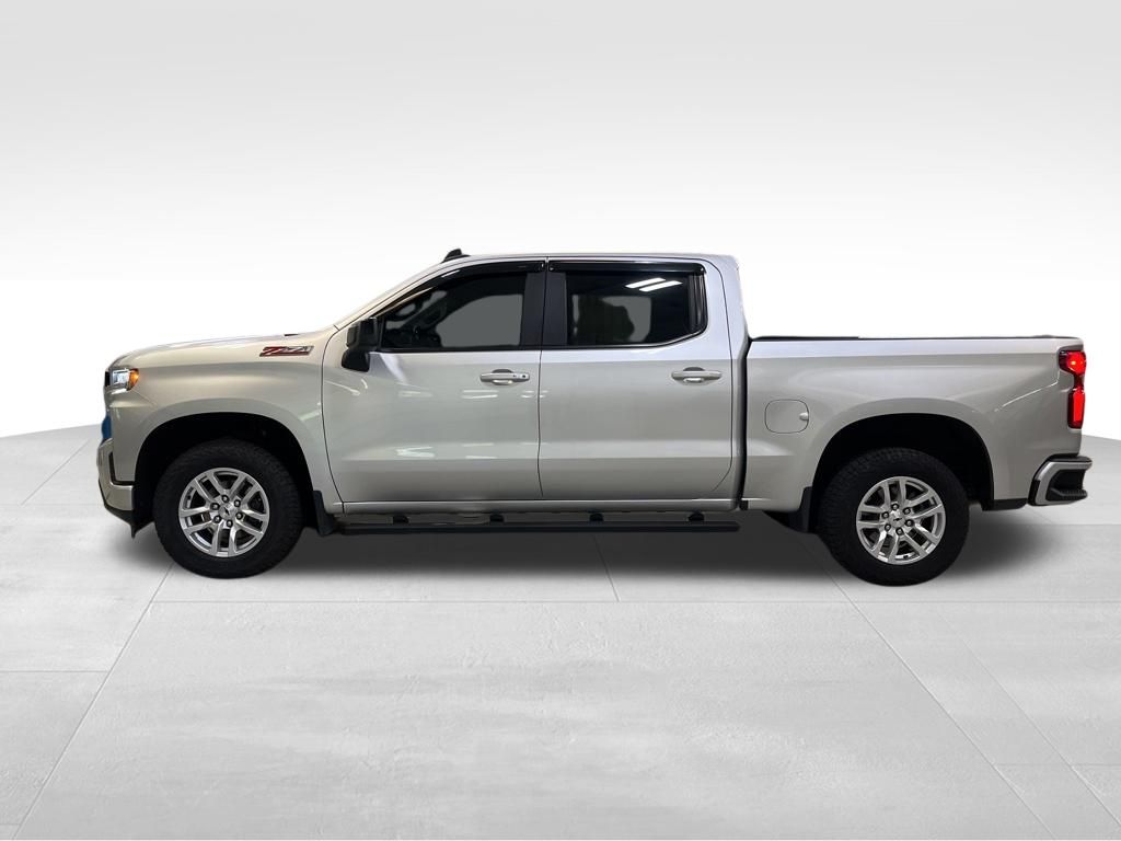 Used 2021 Silver Chevrolet RST image 2