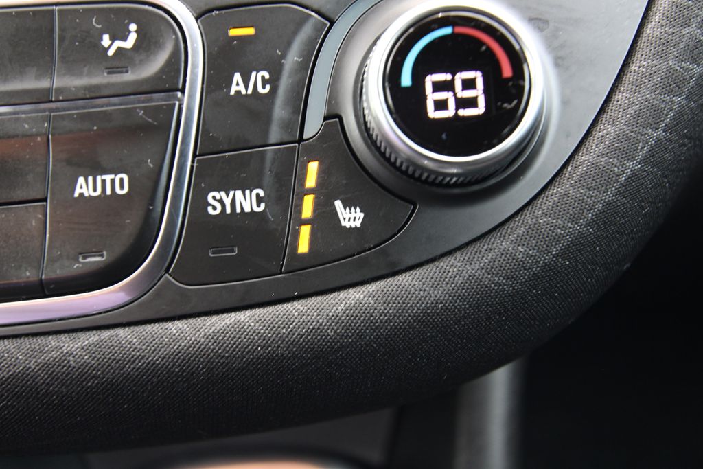 Used 2024 Chevrolet Malibu Sedan