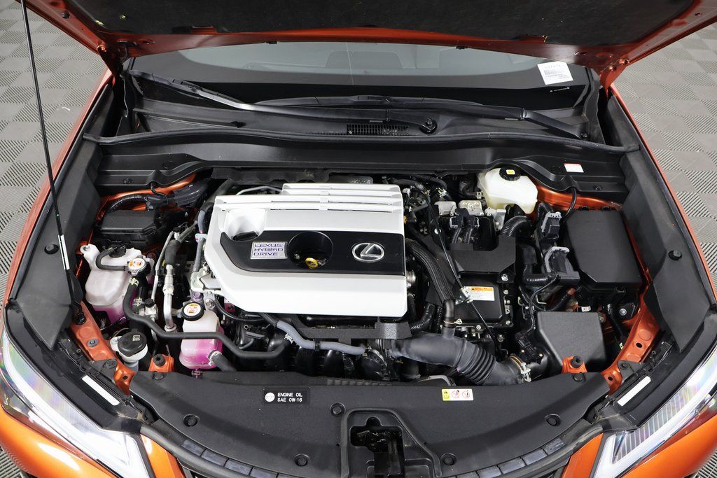 Thumbnail: 2021 Lexus UX - 15