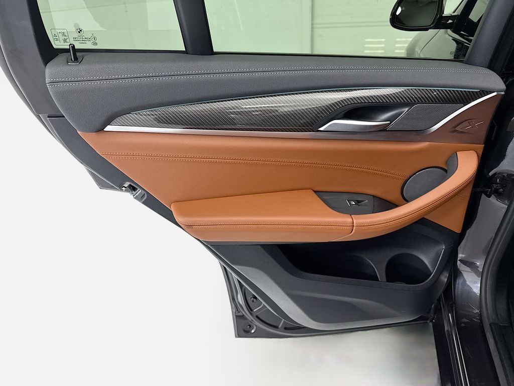 Thumbnail: 2025 BMW X4 - 25