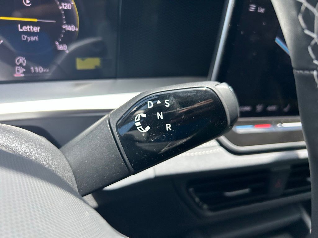 New 2026 Platinum Gray Volkswagen 2.0T SE image 22