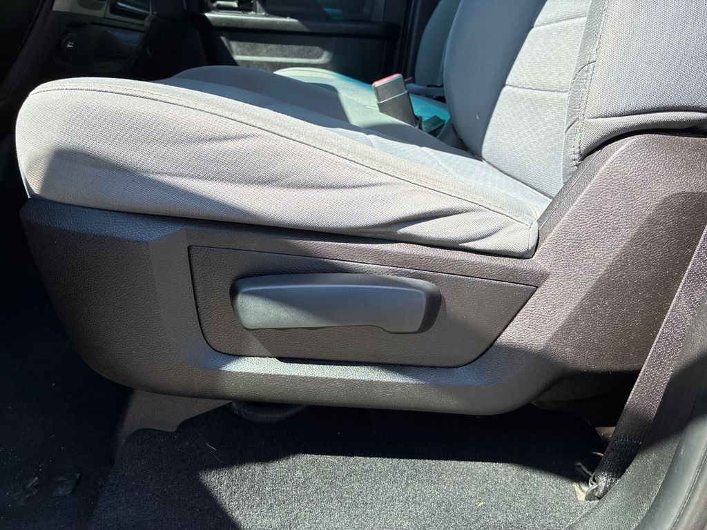 2019 Ram 1500 Classic Express - 11