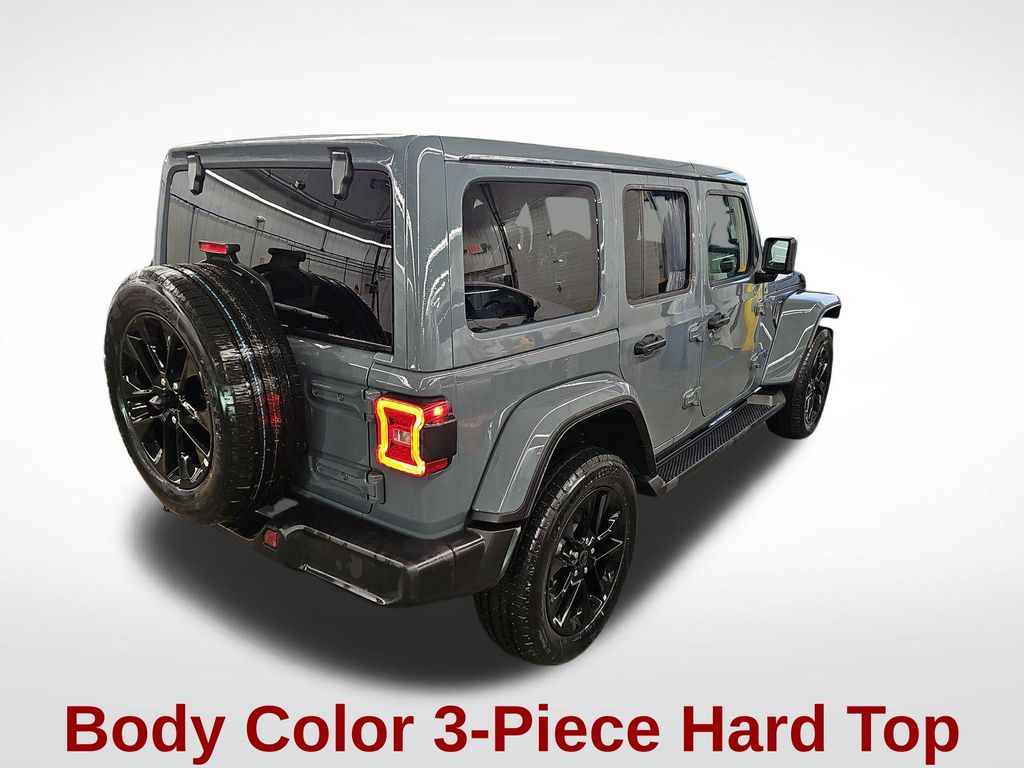 2025 Anvil Clear Coat Jeep Wrangler Sahara 4xe 4X4 SUV