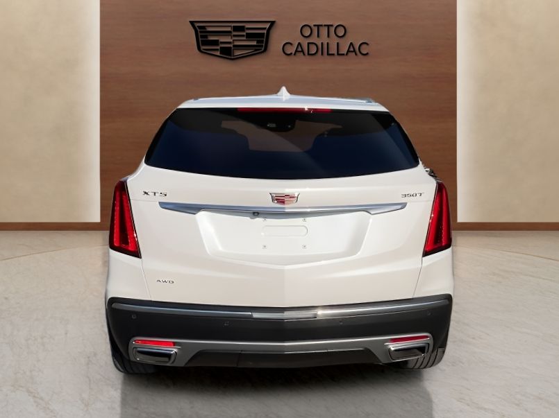used 2024 Cadillac XT5 car, priced at $42,700