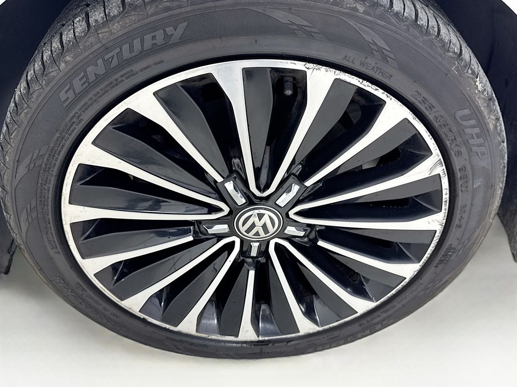 Used Car 2022 Volkswagen Passat  2.0t Limited Edition For Sale Under $20,000 In Austin, Texas