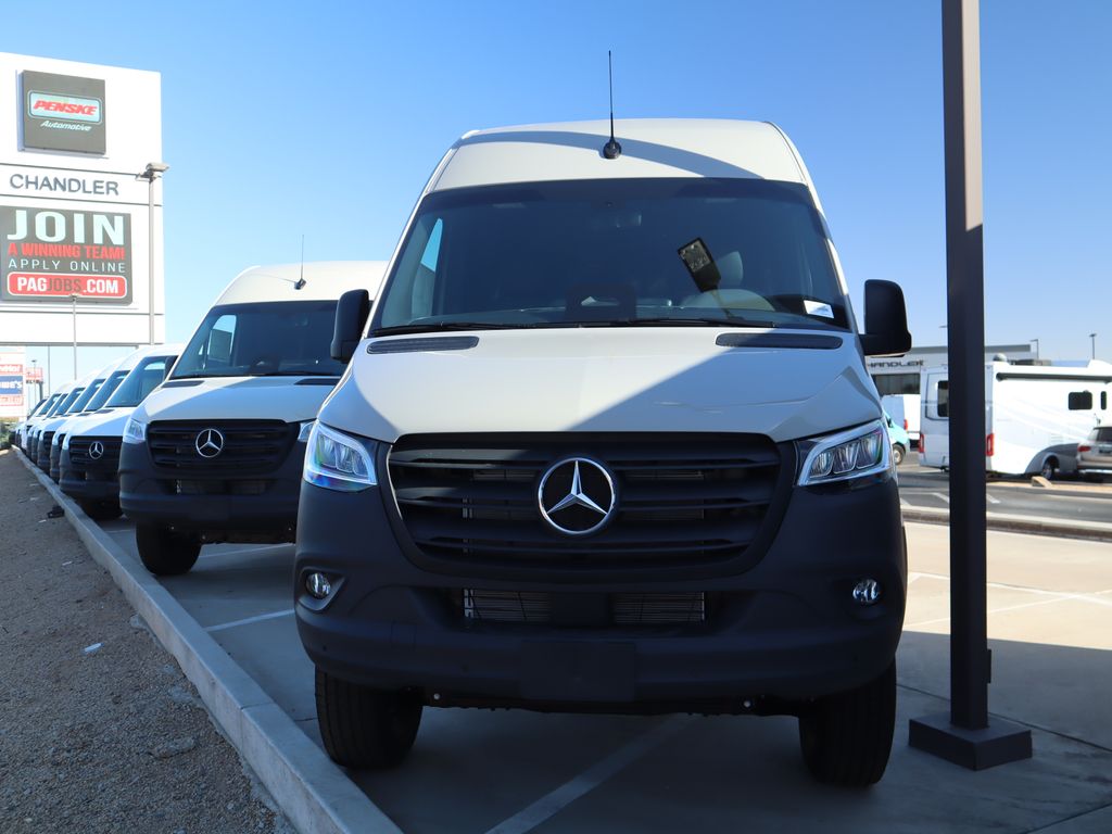 2025 Mercedes-Benz Sprinter 2500 2