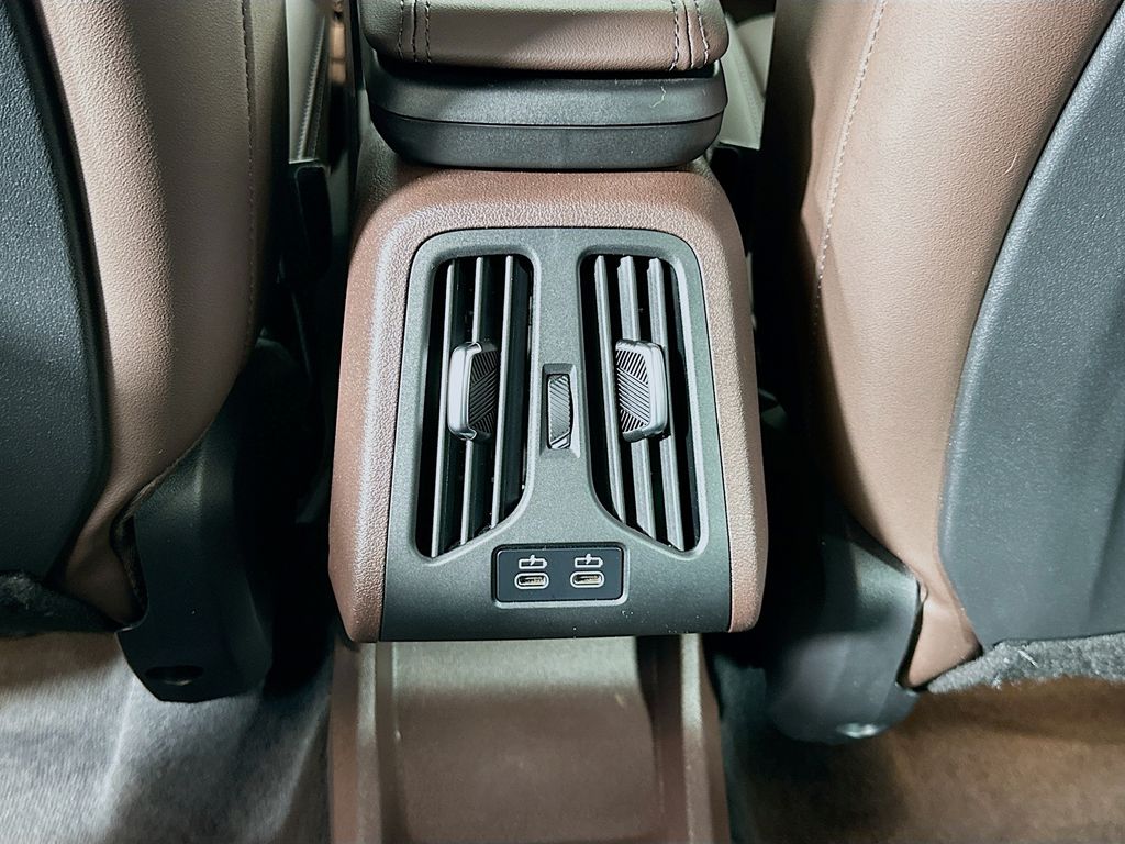 Thumbnail: 2025 BMW X1 - 25