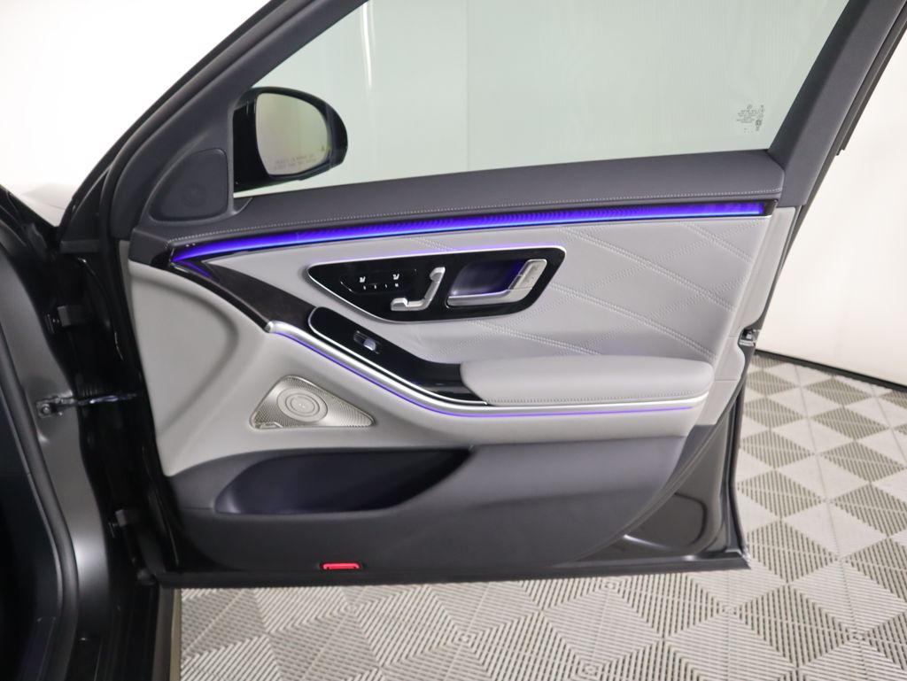 Thumbnail: 2026 Mercedes-Benz S-Class - 27