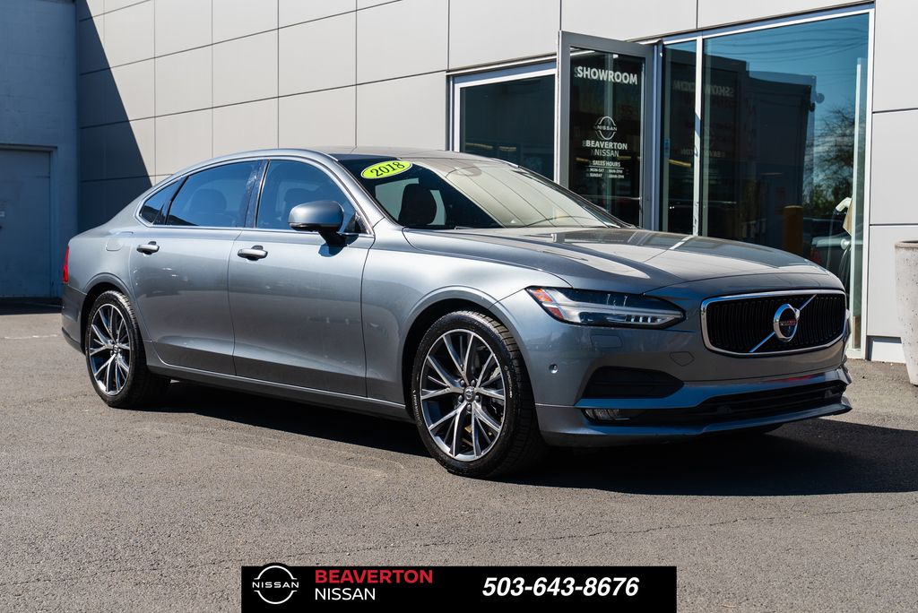 2018 Volvo S90 T6 Momentum AWD