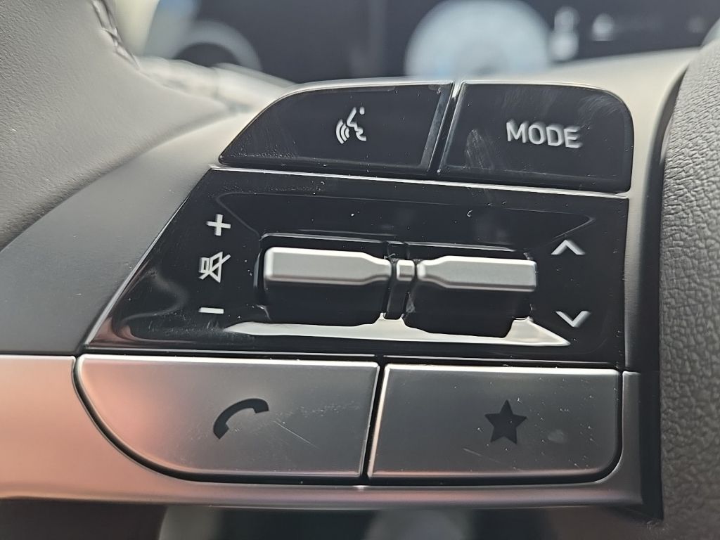 Thumbnail: 2025 Hyundai Elantra - 31