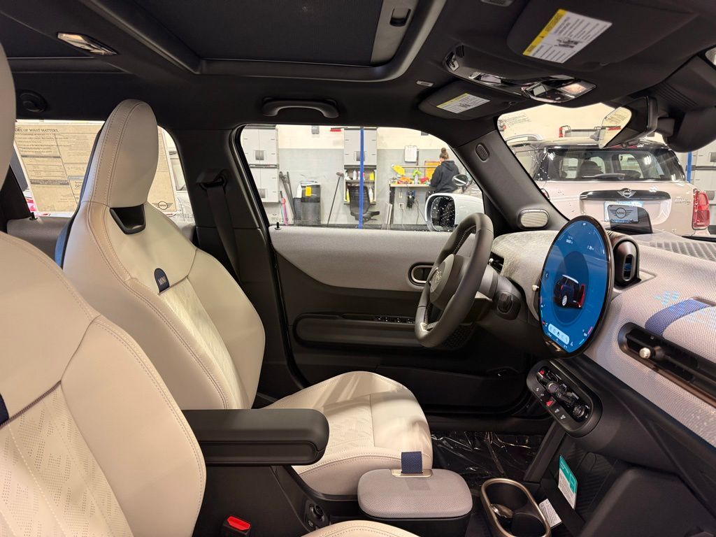 Thumbnail: 2026 MINI Cooper - 29