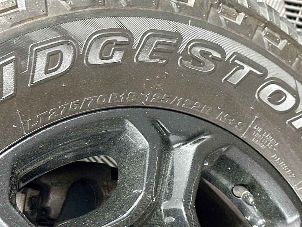 Used 2024 Gray Ford XL image 33