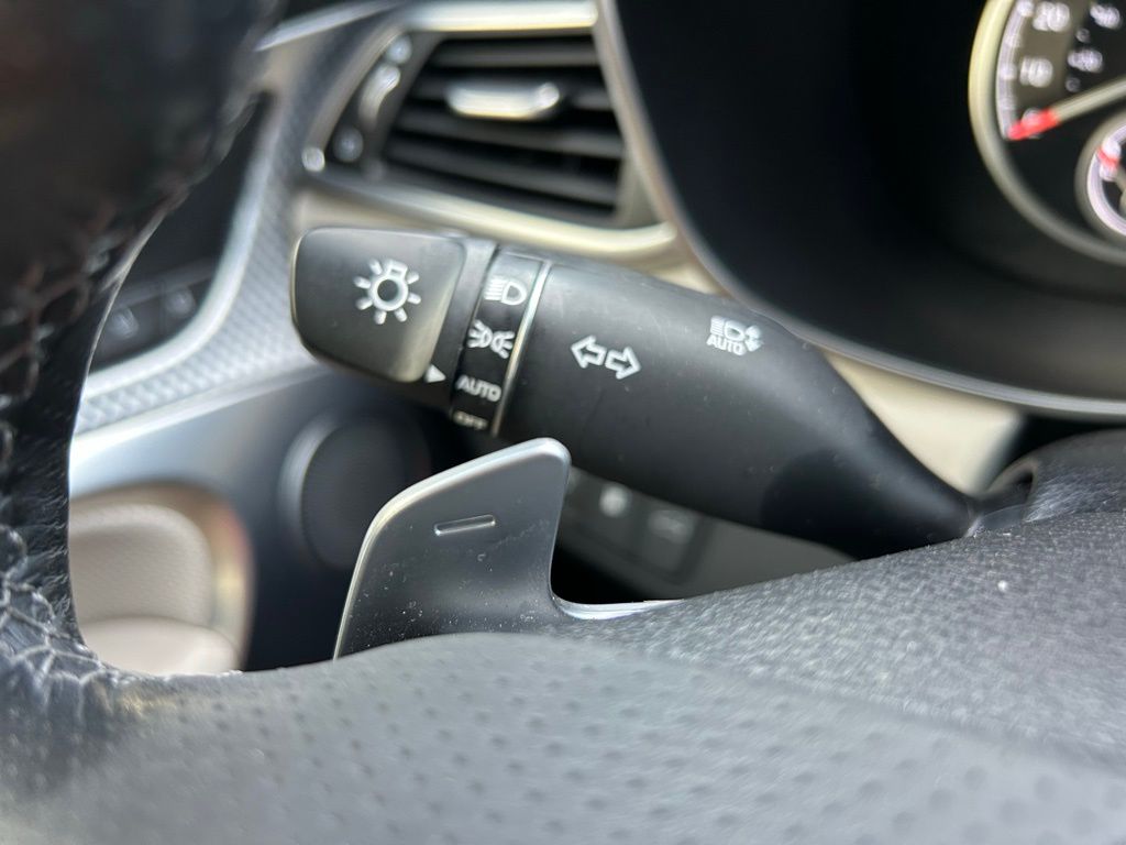 2022 Genesis G70 3.3T 21