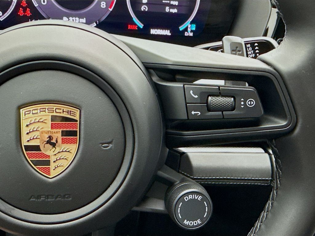 Thumbnail: 2024 Porsche Panamera - 15