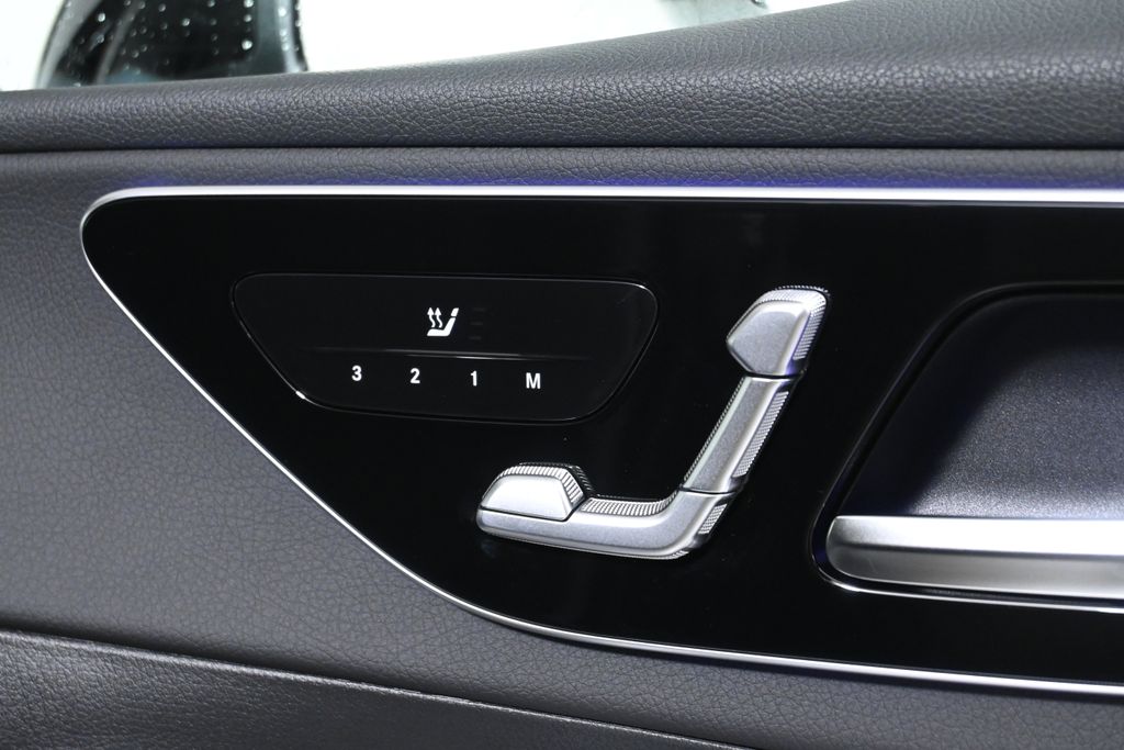 Thumbnail: 2026 Mercedes-Benz GLC - 22