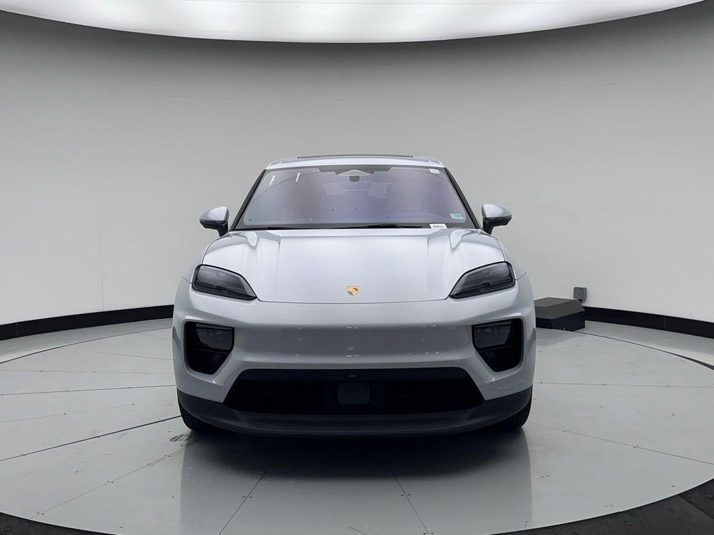 Thumbnail: 2025 Porsche Macan - 6