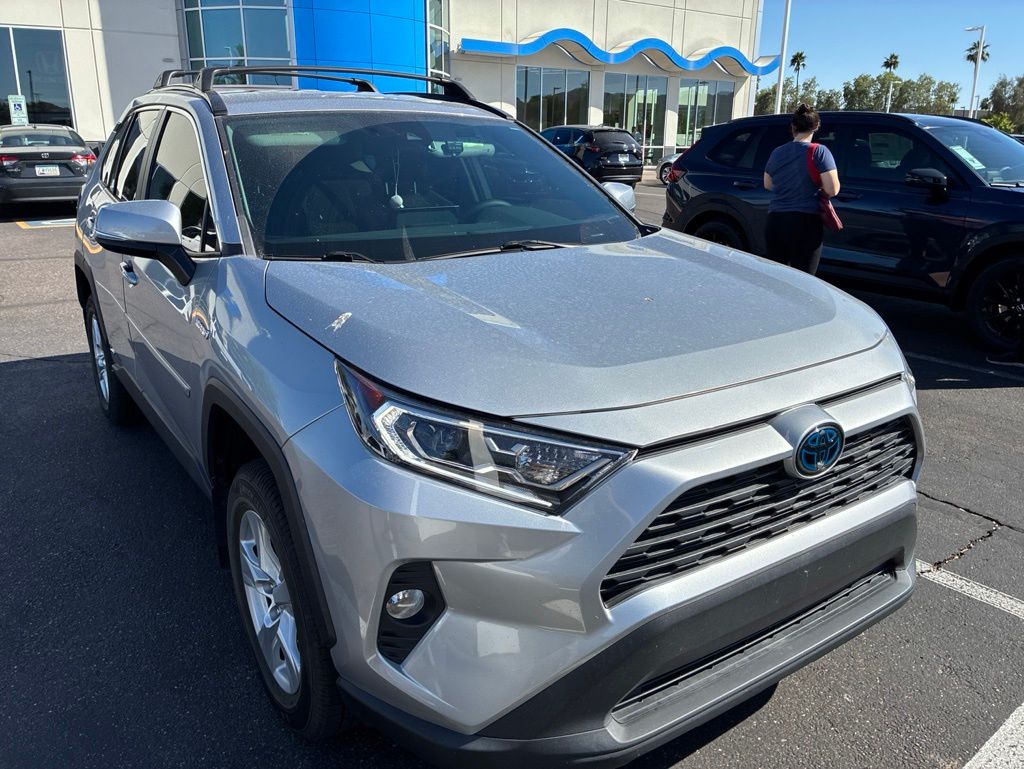 Thumbnail: 2020 Toyota RAV4 - 2