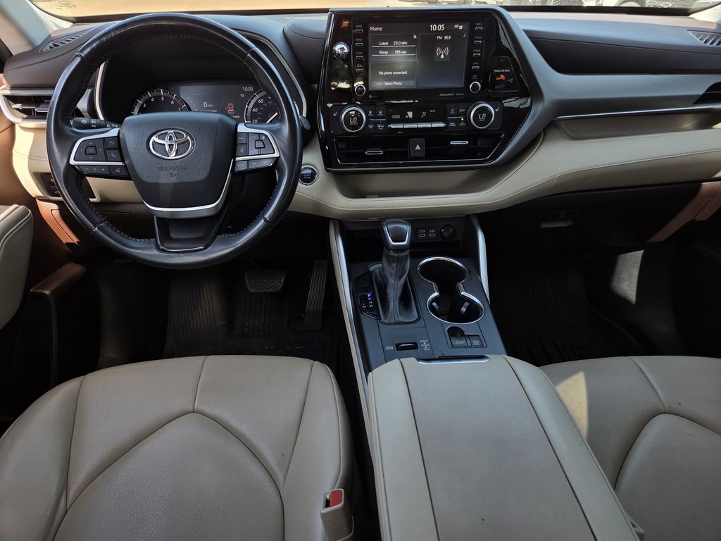 Used 2022 Toyota Highlander SUV