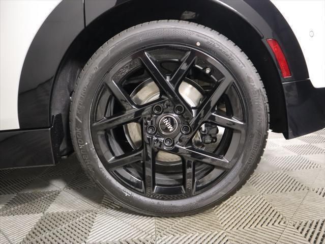 Thumbnail: 2026 MINI Cooper - 29